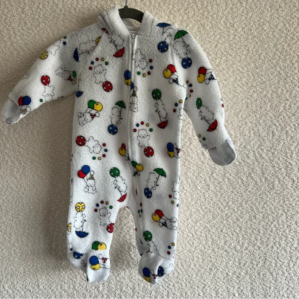 Carter’s Vintage‎ Infant Bear Balloons Pram Suit White One Piece Size 0-6 Months